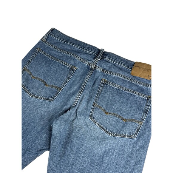 American Eagle Men’s Relaxed Fit Jeans Blue Denim Casual Straight Leg 36x32 - Picture 3 of 9